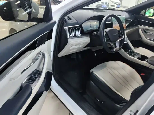 BYD Song PLUS — Фото автомобиля 15