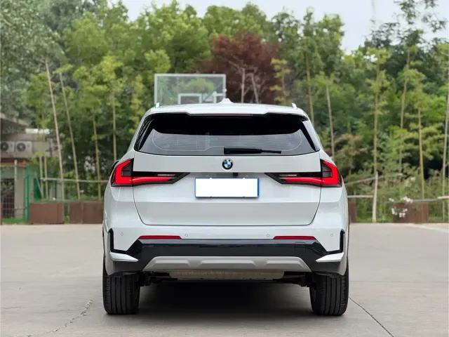 BMW X1 — Фото автомобиля 5