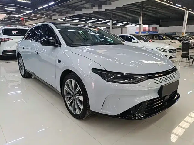 Leapmotor C01 — Фото автомобиля 3
