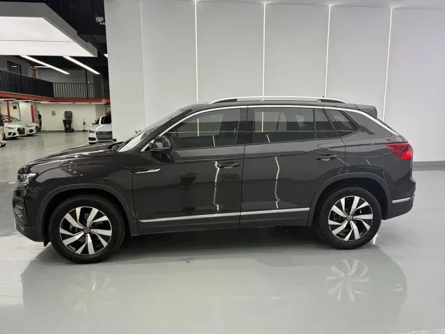 Volkswagen Tayron — Фото автомобиля 2