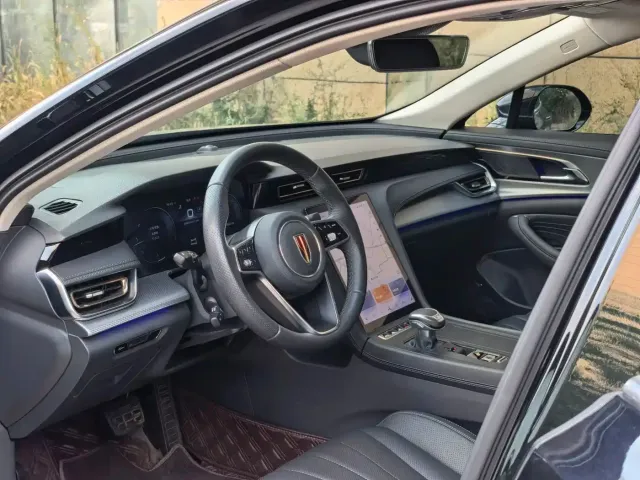 Hongqi H5 — Фото автомобиля 4