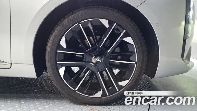 Kia K8 K8 (New) Hybrid — Фото автомобиля 18