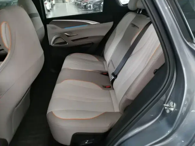 BYD Song Pro — Фото автомобиля 16