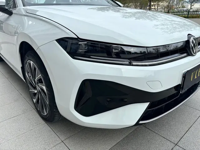 Volkswagen Sagitar — Фото автомобиля 26