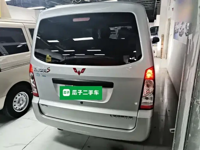 Wuling Rongguang S — Фото автомобиля 5