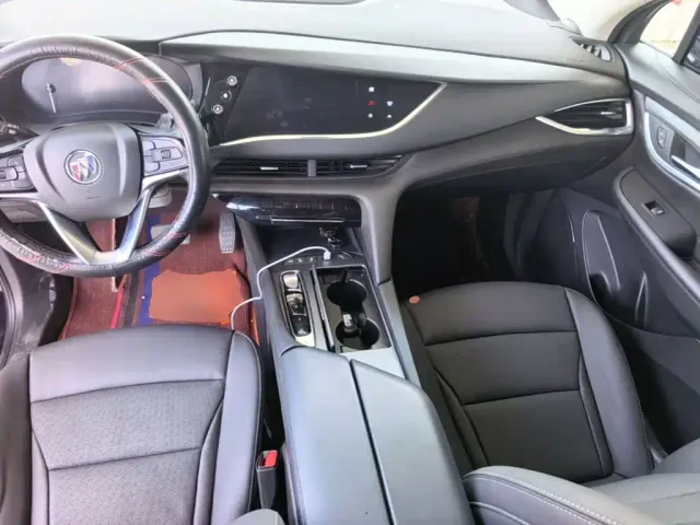 Buick Enclave — Фото автомобиля 5