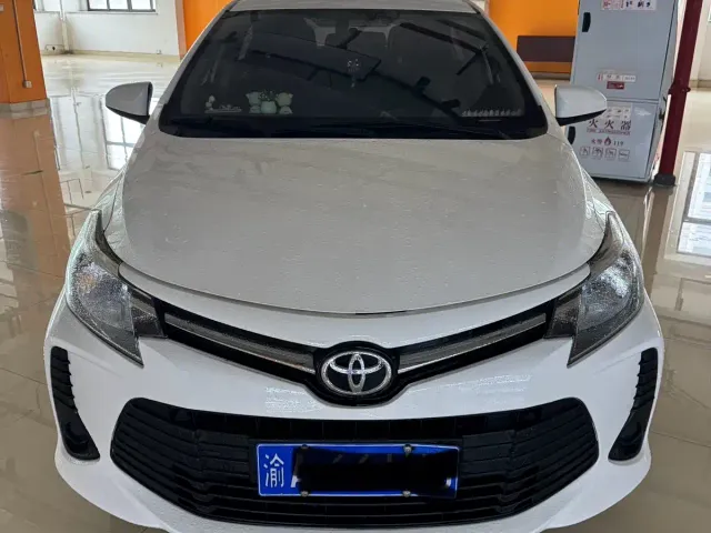 Toyota Vios — Фото автомобиля 2