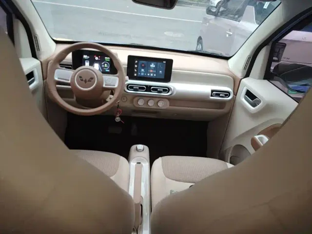 Wuling Hongguang Mini EV — Фото автомобиля 9