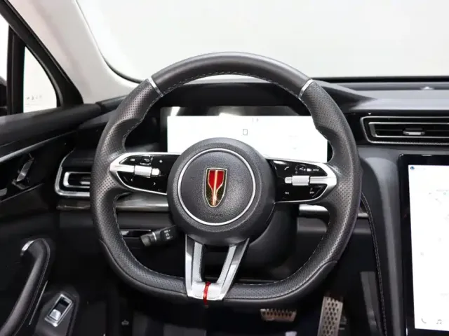 Hongqi H6 — Фото автомобиля 13
