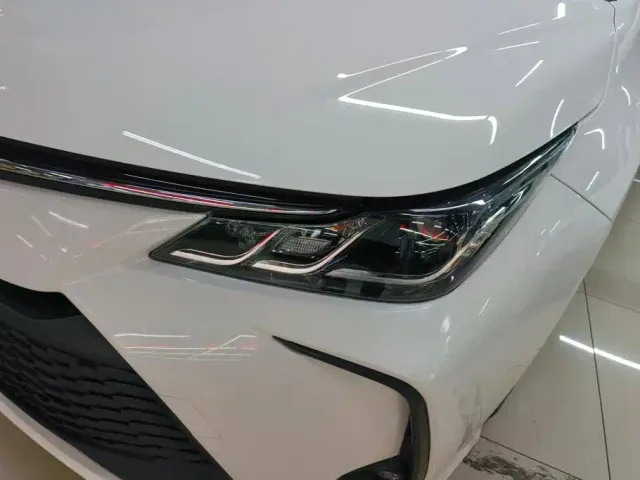 Toyota Corolla — Фото автомобиля 5