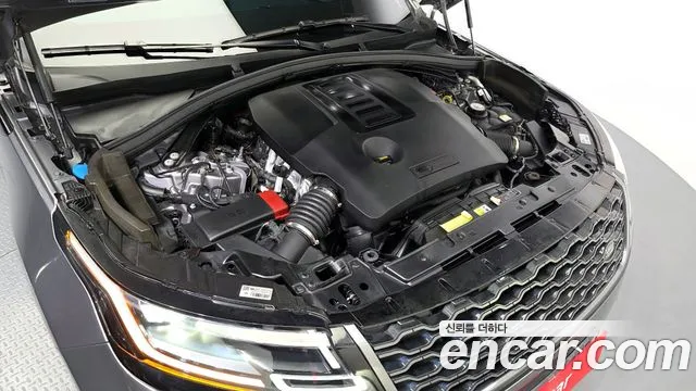 Land Rover Range Rover Velar Range Rover Velar 3.0 P400 R-Dynamic HSE — Фото автомобиля 6