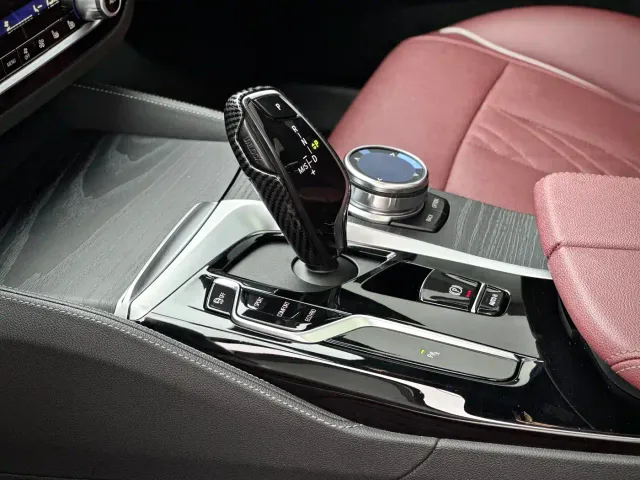 BMW 5 Series — Фото автомобиля 6