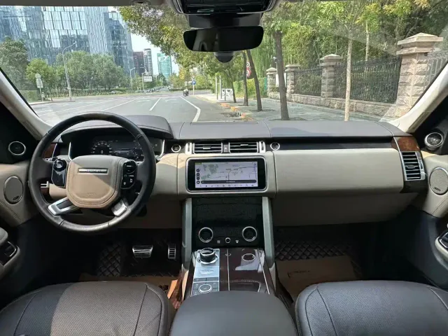 Land Rover Range Rover — Фото автомобиля 20