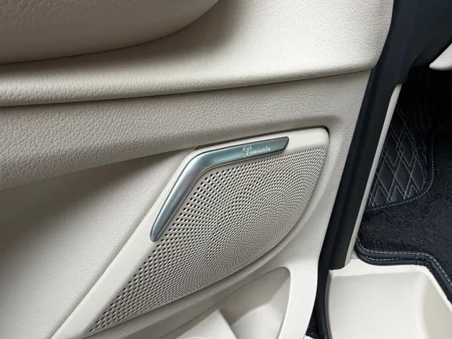 Mercedes-Benz V-Class — Фото автомобиля 8