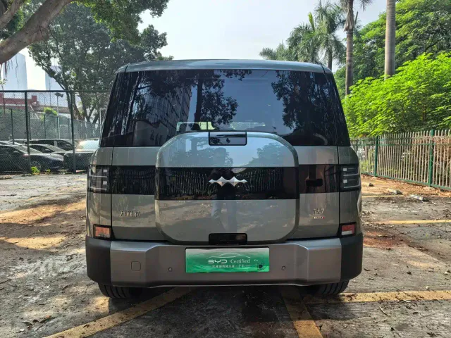 BYD FangChengBao Titanium 7 — Фото автомобиля 2