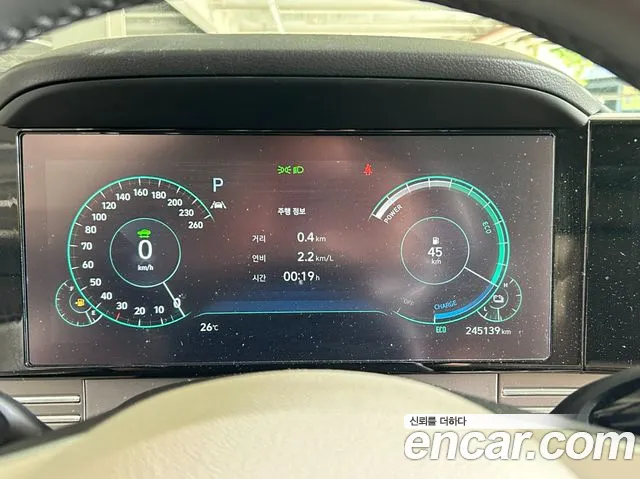 Hyundai Grandeur Grandeur (New) Hybrid — Фото автомобиля 8