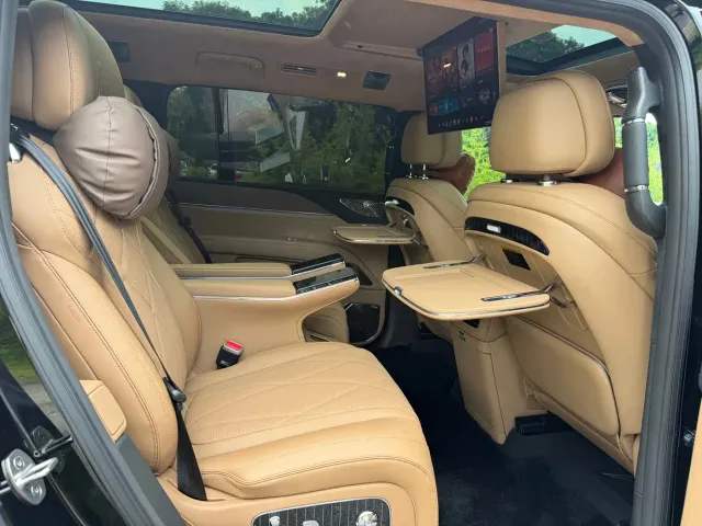 BYD U8L — Фото автомобиля 12