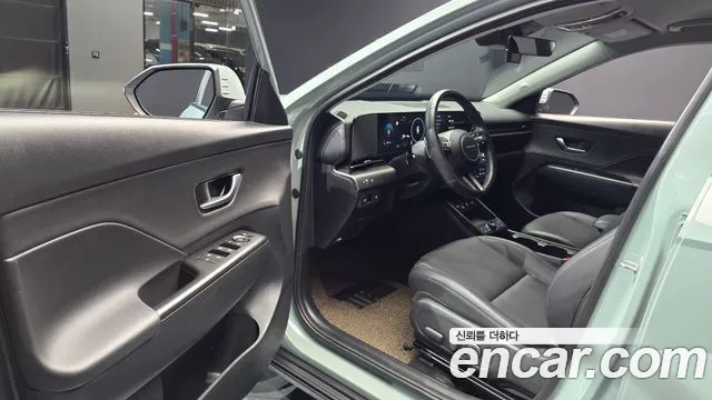 Hyundai Kona SX2 — Фото автомобиля 15