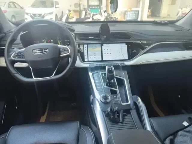 Geely Boyue — Фото автомобиля 16