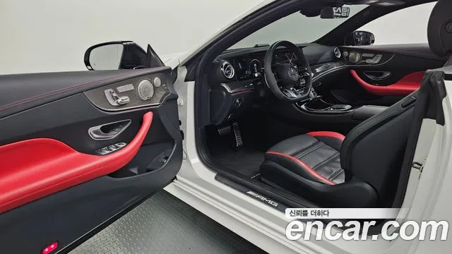 Mercedes-Benz E-Class — Фото автомобиля 10