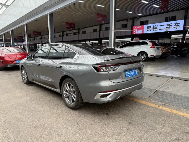 Ford Mondeo — Фото автомобиля 22