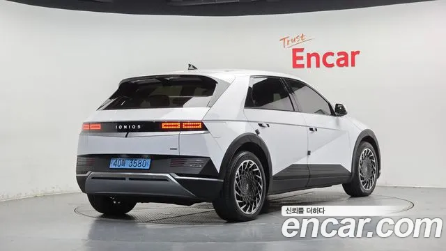 Hyundai Ioniq 5 — Фото автомобиля 2
