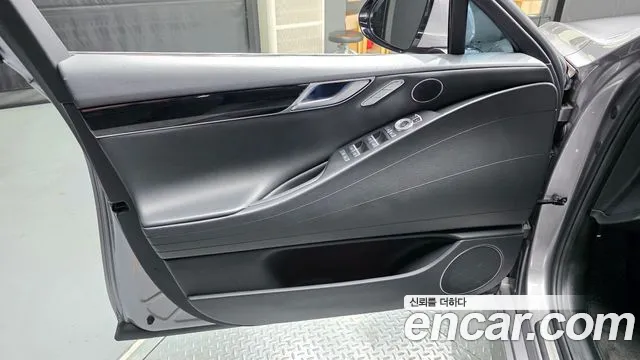 Genesis G80 RG3 — Фото автомобиля 13