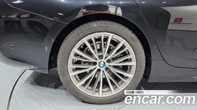 BMW 3-Series 3 серия (G20) 320d Touring Luxury — Фото автомобиля 4