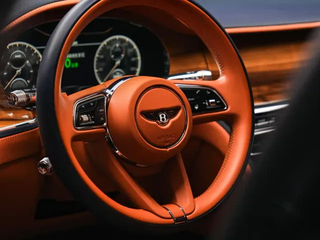 Bentley Flying Spur — Фото автомобиля 5