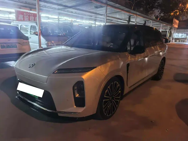 Фотография автомобиля — Nio ES8