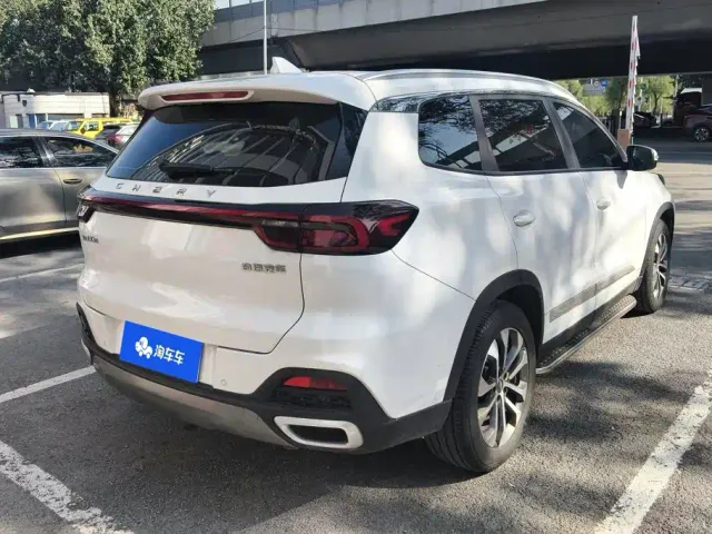 Chery Tiggo 8 — Фото автомобиля 3