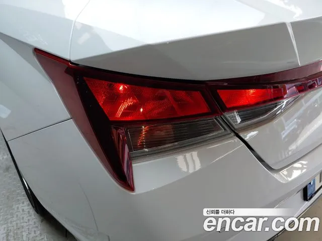 Hyundai AVANTE Avante (CN7) 1.6 LPi (Для проката) — Фото автомобиля 23