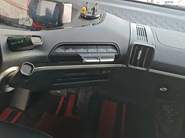 Baojun KiWi EV — Фото автомобиля 12
