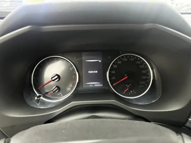 Toyota RAV4 — Фото автомобиля 5