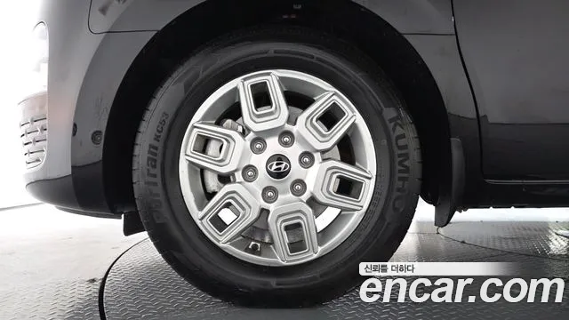 Hyundai Staria Staria — Фото автомобиля 5