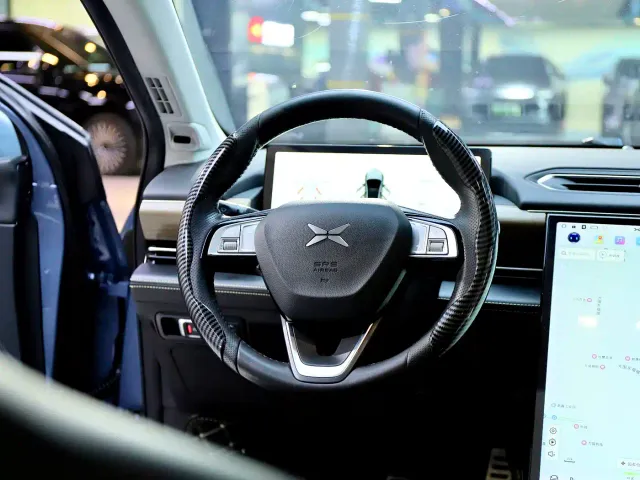 Xpeng P5 — Фото автомобиля 14