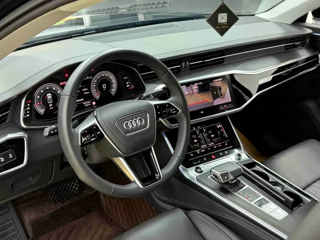Audi A6L — Фото автомобиля 11