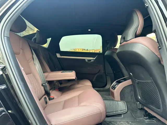 Volvo S90 — Фото автомобиля 12
