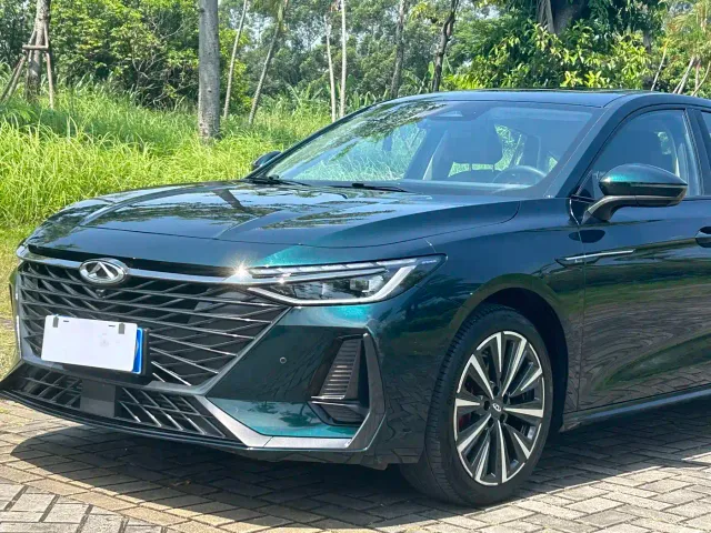 Chery Arrizo 8 — Фото автомобиля 12