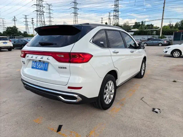 Haval M6 — Фото автомобиля 9