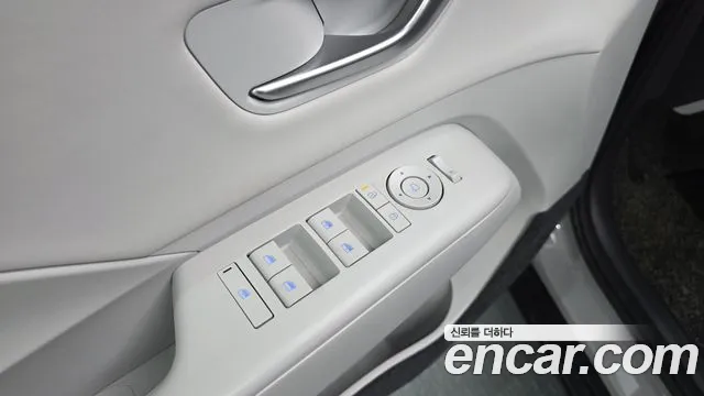 Hyundai Kona SX2 — Фото автомобиля 28
