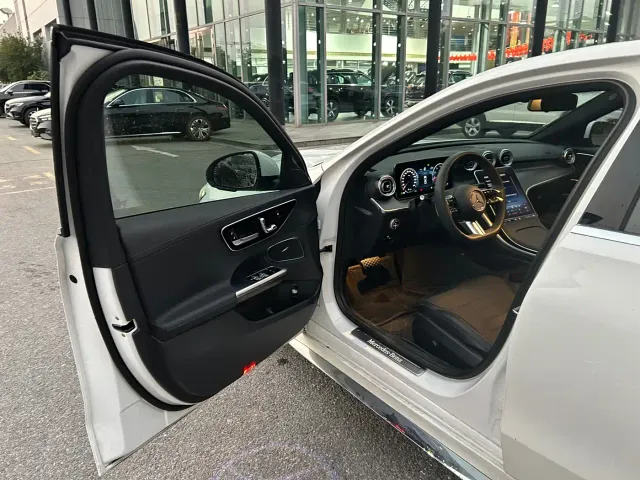 Mercedes-Benz C-Class — Фото автомобиля 11