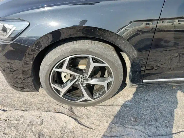 Volkswagen Passat — Фото автомобиля 22