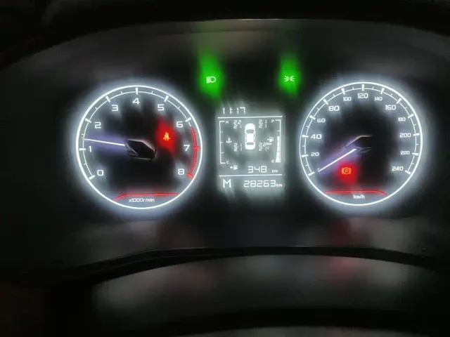 Geely Binyue — Фото автомобиля 4