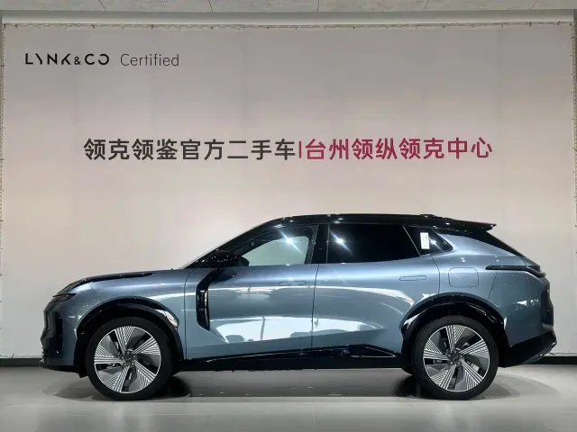 Lynk & Co 08 EM-P — Фото автомобиля 7
