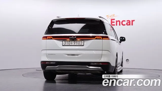 Kia Canival Carnival 4 поколение Бензин 7 мест Signature — Фото автомобиля 3