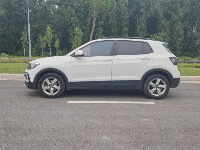 Volkswagen T-Cross — Фото автомобиля 4