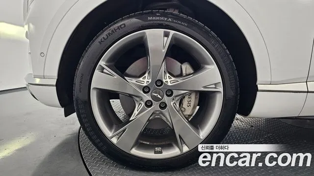 Genesis GV80 2.5T Бензин AWD — Фото автомобиля 2