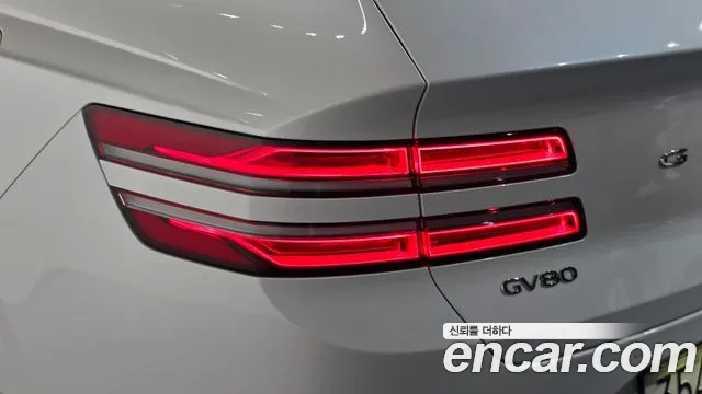 Genesis GV80 — Фото автомобиля 8