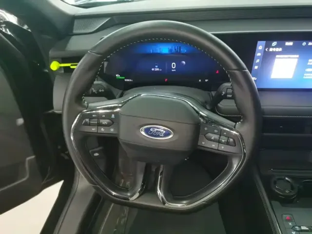 Ford Mondeo — Фото автомобиля 3
